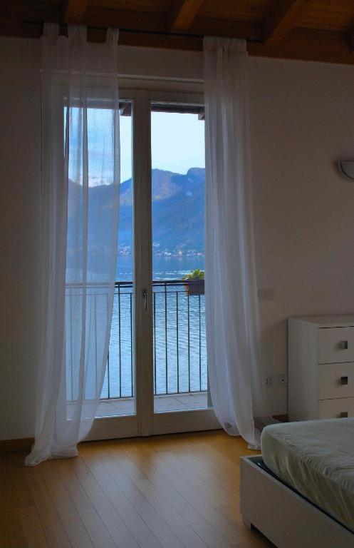 Appartement Luxury Penthouse With Big Terrace à Argegno Extérieur photo